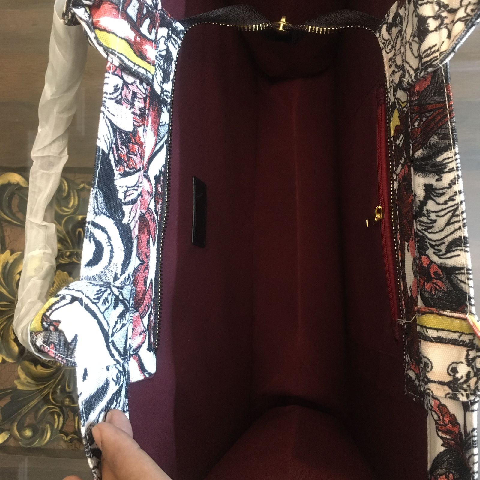 Buy online Christian Dior Tote Bag In Pakistan Rs 7000 Best Price